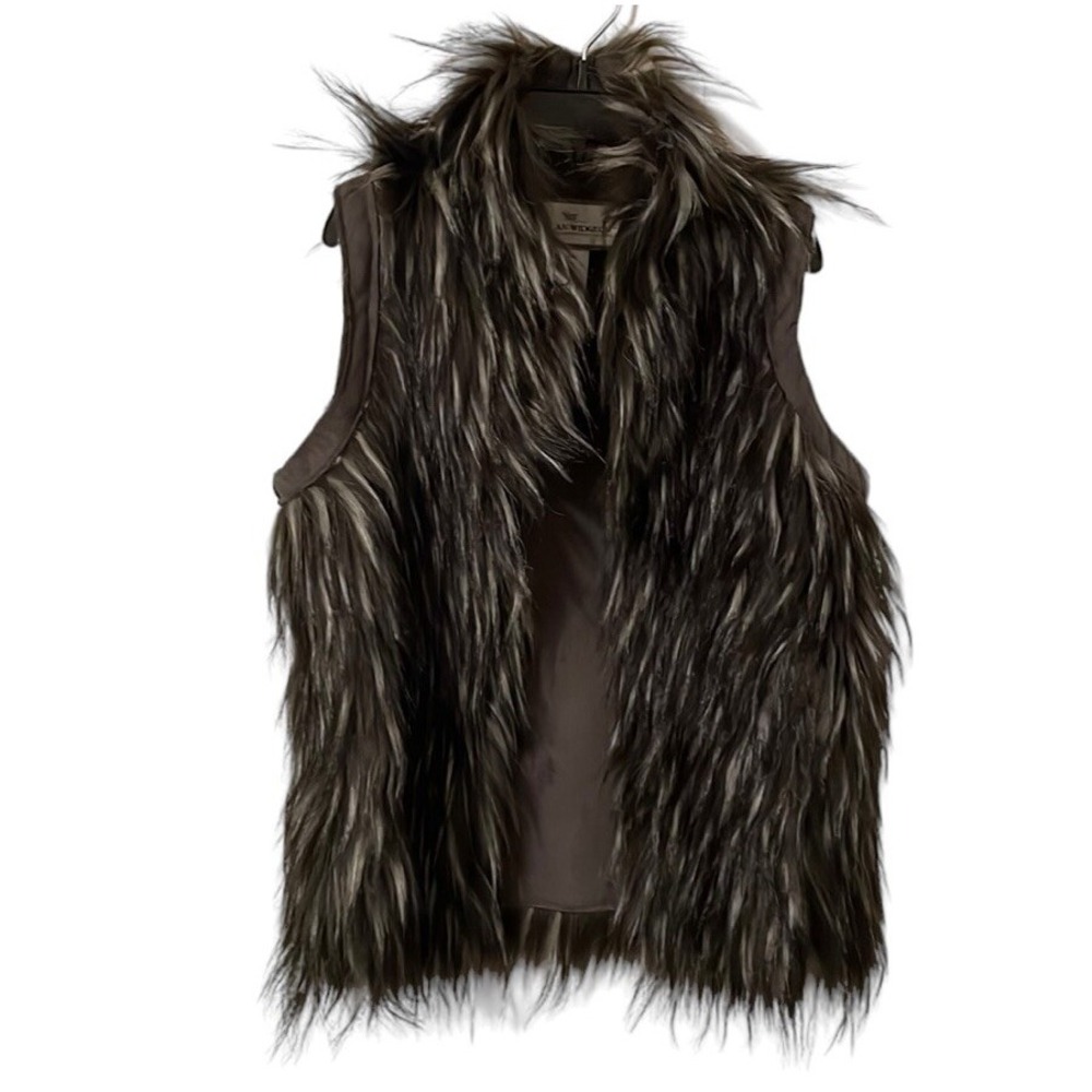American Widgeon Girl's Gray Blend‎ Faux Fur Vest Size 6